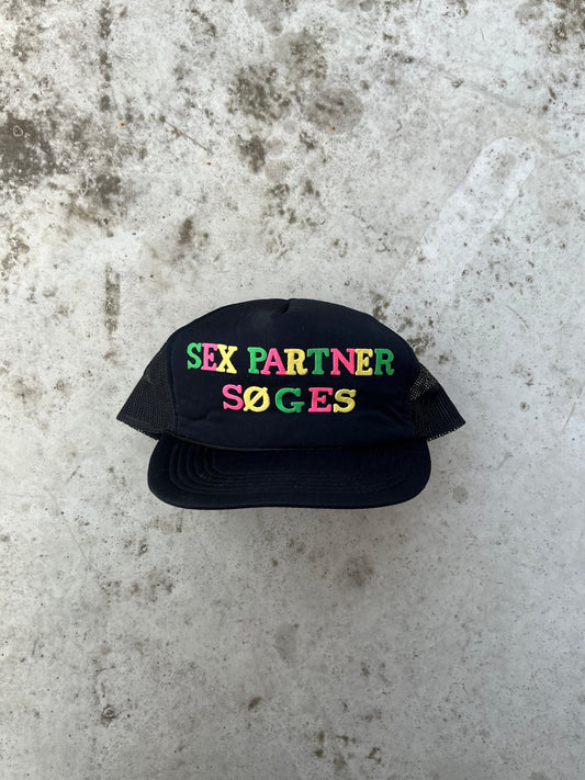 Vintage 90’s trucker hat
