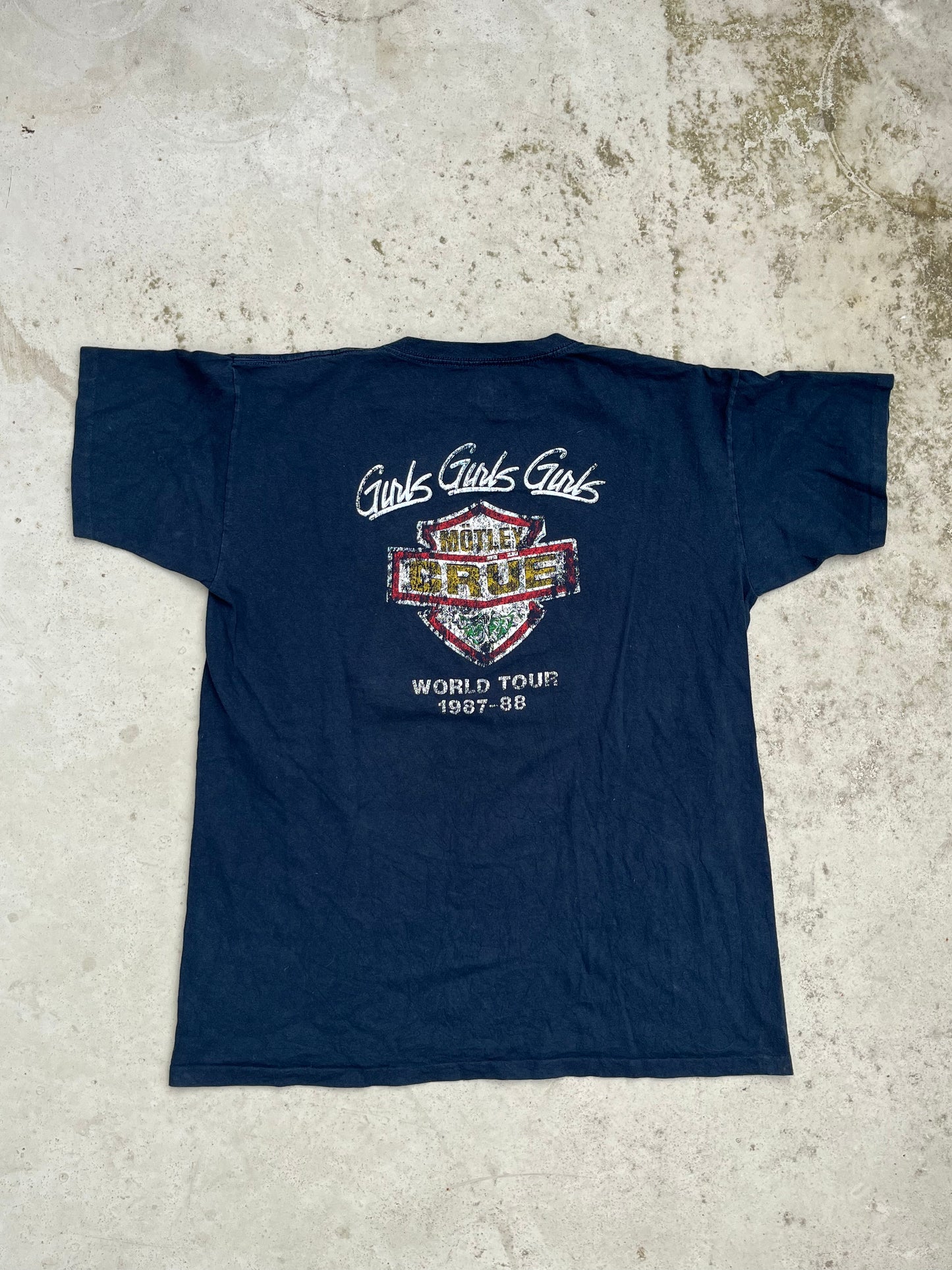 Motley Crue early Y2K tee